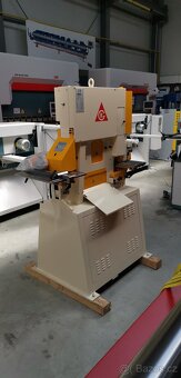 Profilové nůžky s děrováním (hydraulické) GEKA Bendicrop 50 - 3