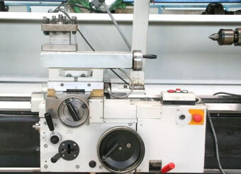 Soustruhy - CNC SN 710 S x 1500 - 3