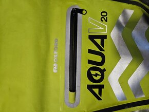 Vodotěsný batoh na motorku Oxford AQUA V20 fluo žlutý - 3