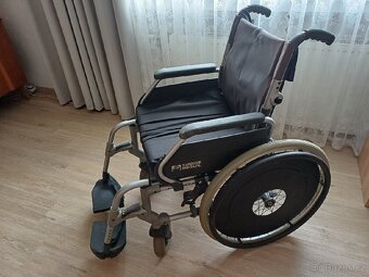 Invalidní křeslo - 3
