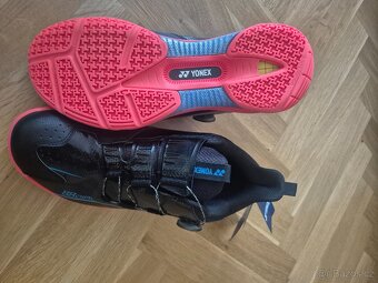 Špičkové boty Yonex Power Cushion 88 Dial, nové, vel 43 - 3