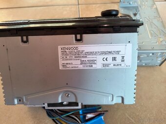 Prodám rádio Kenwood KMM -122Y - 3