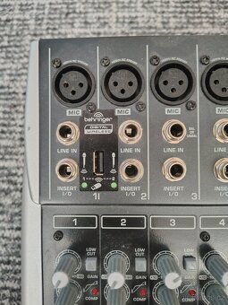 Mixážní pult Behringer Xenyx QX2442USB - 3