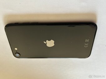 iPhone SE 2020 128GB Black - 3