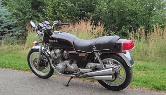Honda CB 750 K typ RC01 - 3