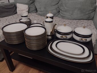 Porcelánové sady zdobené zlatem a kobaltem - 3