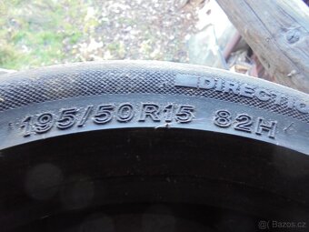 2ks zimní 195/50 R15 cena za obě - 3