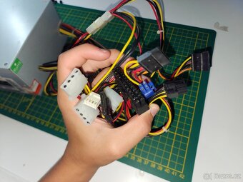 Starší PC zdroj - 3