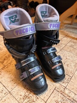 Lyže, lyžařské boty - 3
