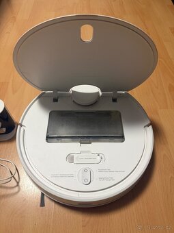 Xiaomi Mi Robot Vacuum Mop Pro + příslušenství - 3