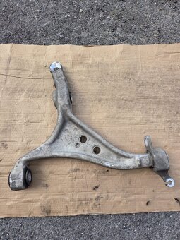 Přední ramena Mercedes benz GL - 3