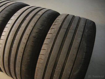 Letní pneu Goodyear 295/40R19 - 3