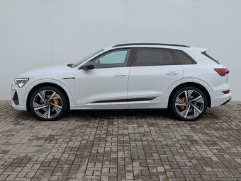 Audi E-tron S-Line 55 Quattro - 3