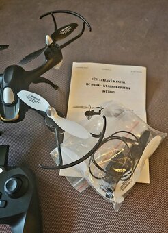 Dron RC - 3