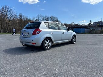 Kia Ceed - 3