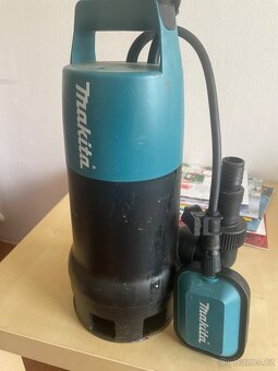 Ponorné čerpadlo Makita PF1010 240l/min., 1100W - 3