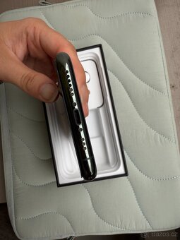 Iphone 11 pro 256gb (noční zelená) - 3