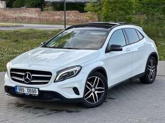Mercedes Benz GLA220 4MATIC - 3