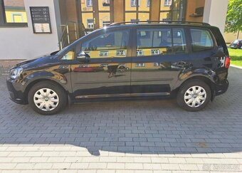 Volkswagen Touran 1,6 Comfortline nafta manuál 77 kw - 3
