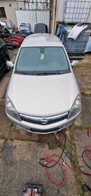 Opel Astra GTC - 3