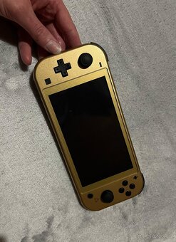Nintendo Switch Lite Hyrule Edition - 3