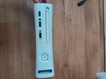 Xbox 360 - funkční - 3