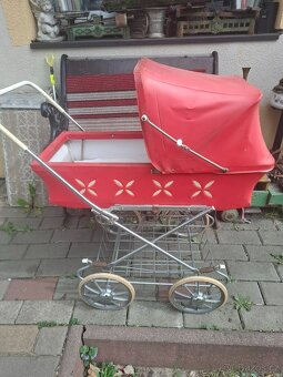 Retro kočárek na panenky - 3
