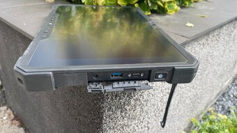 "pancéřový" Extreme Tablet s Windows - Dell 7202 - 3