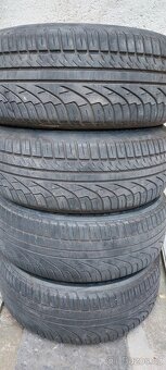 Pneu Michelin 225/55R16 - 3
