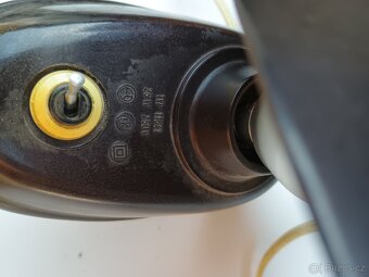 Bakelitová lampička - 3