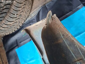 pravý přední blatník škoda felicia zelený - 3