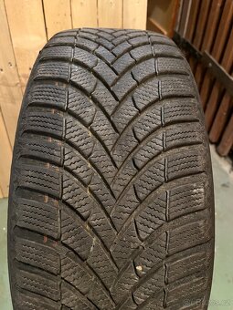 Zimní pneu 205/50R17 93H XL Semperit Speed-Grip5 1ks - 3