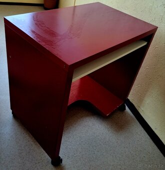 Psací stůl IKEA Malm - 3