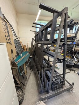 Pojízdný regál na kovový materiál - 3