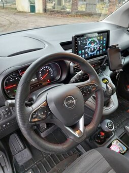 Opel Combo LIFE E 2019 - rodinná dodávka super stav - 3