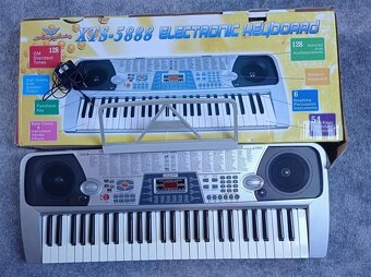 Prodám elektrické piano XTS.5888 ELEKTRONIC KEYBOARD - 3