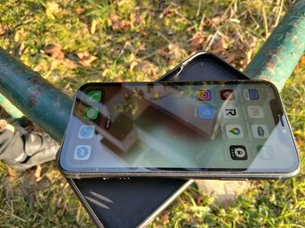 Apple iPhone XR 64GB , nová baterie - 3