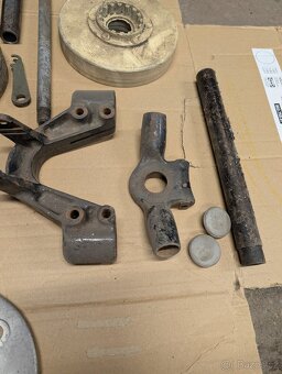 Díly Jawa pérák - 3