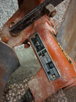 Pluh obracak tera vari - 3