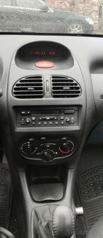 Peugeot 206 - 3