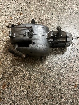 Jawa pionýr motor - 3