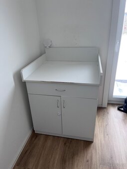 Přebalovací pult - 3