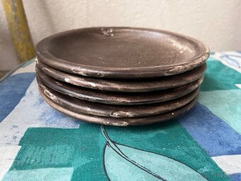 Talíře, talířky a šálky - 3