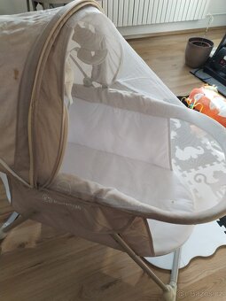 Cestovní postýlka - 3