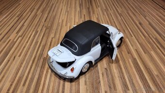 Volkswagen Beetle Cabrio 1:18 - 3