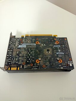 Grafická karta EVGA GTX 950 2GB SC - 3