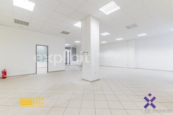 Pronájem obchodních prostor v centru města 142 m2 - Uherský  - 3
