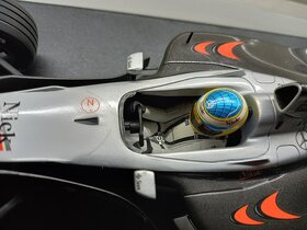 F1 MCLAREN MP4/13 MERCEDES NICK HEIDFELD MINICHAMPS 1:18 - 3