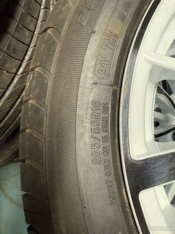NOVÉ letní pneu r16 205/55/16 - 3