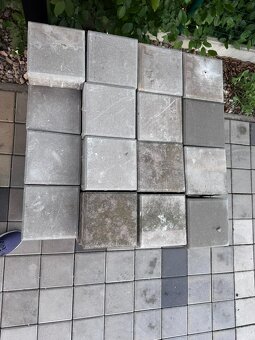 Nadbytek dlažby – BEST KARO DRENO přírodní (109 kusů, 200×20 - 3